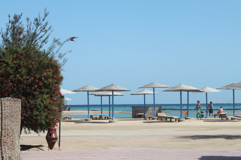 Наш апрельский отдых в Хургаде Hilton long Beach