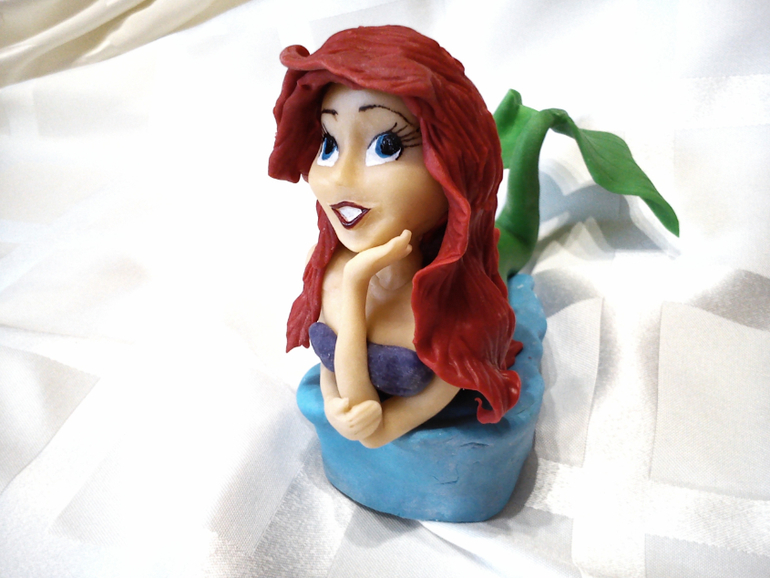 Йогуртовый тортик с Ариэль, для маленькой Евангелины.