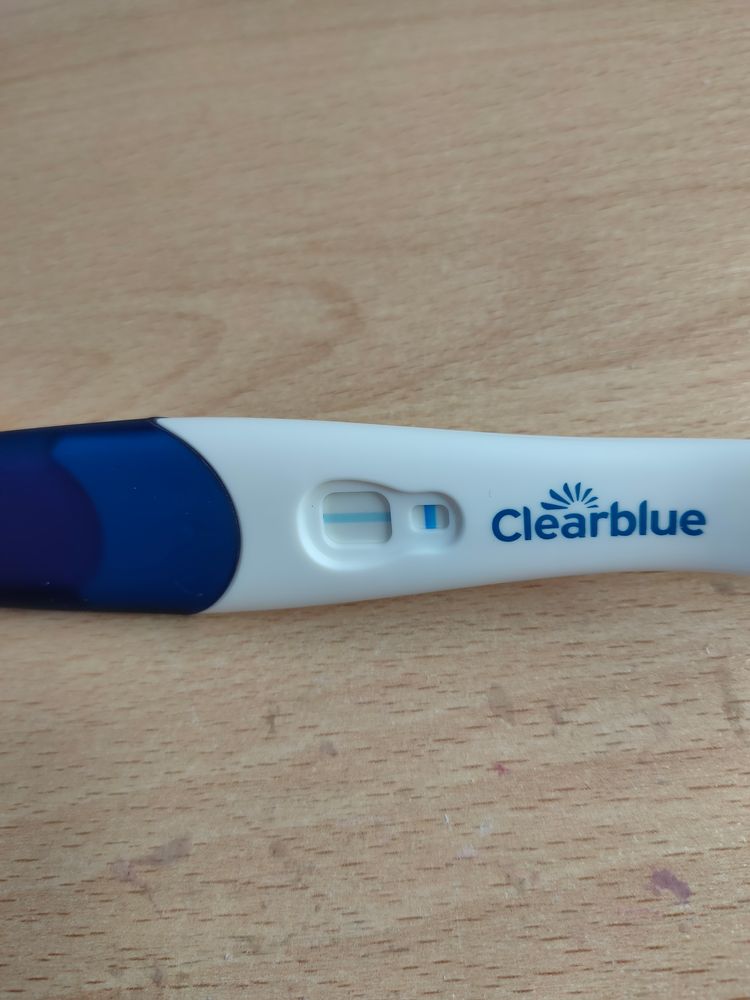 Клеар блю тест на беременность до задержки. Электронный тест клеар Блю. Тест клеар Блю цифровой. Положительный тест клеар Блю с плюсом. 7 ДПО тест клеар Блю.