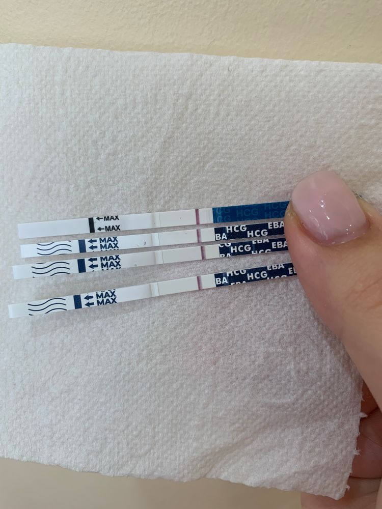 Кому сдавать реагент. Реагент на тесте на беременность. Набор реагентов (глюкоза диас) 500 мл. Реагент на бишур тест. Тест бишурс реагент.