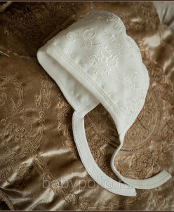 Чепчик нарядный для мальчика