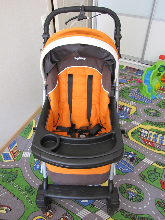 ПРОДАМ коляску Peg-perego Uno + сумка б/у 4 500 руб